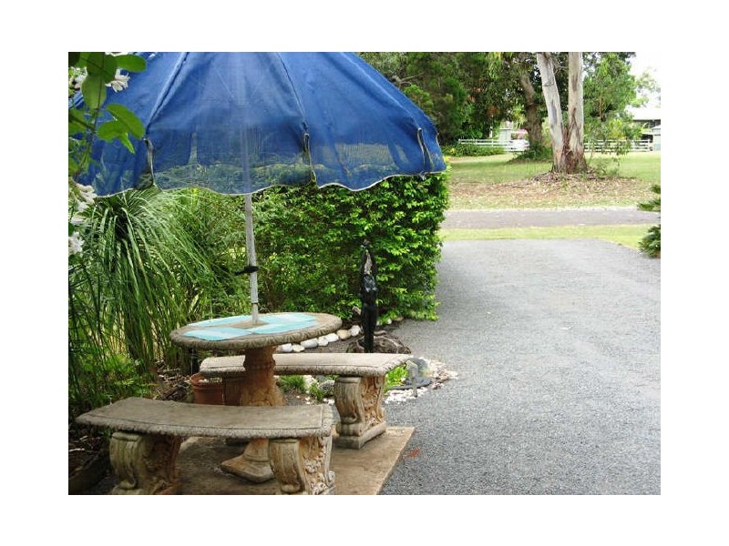 82 Treasure Island Avenue, Karragarra Island QLD 4184