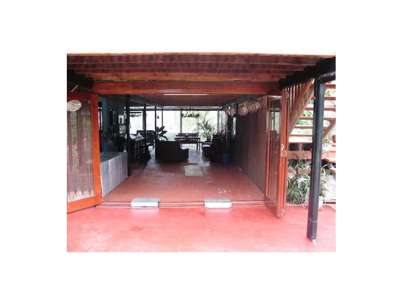 82 Treasure Island Avenue, Karragarra Island QLD 4184