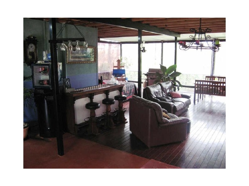 82 Treasure Island Avenue, Karragarra Island QLD 4184