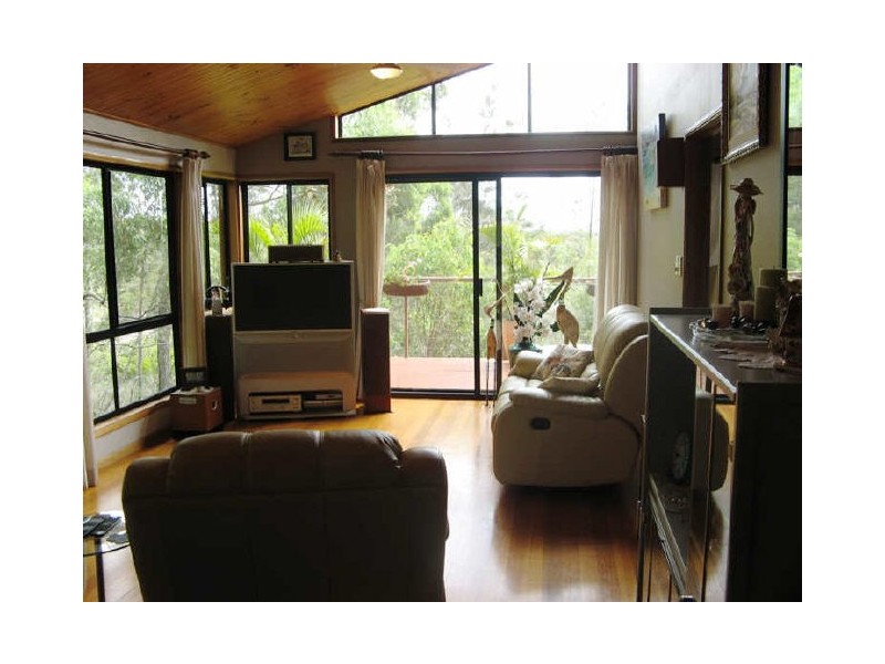 82 Treasure Island Avenue, Karragarra Island QLD 4184