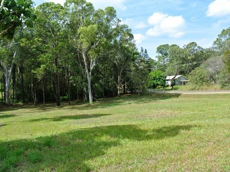 69-71 High Central Road, Macleay Island QLD 4184