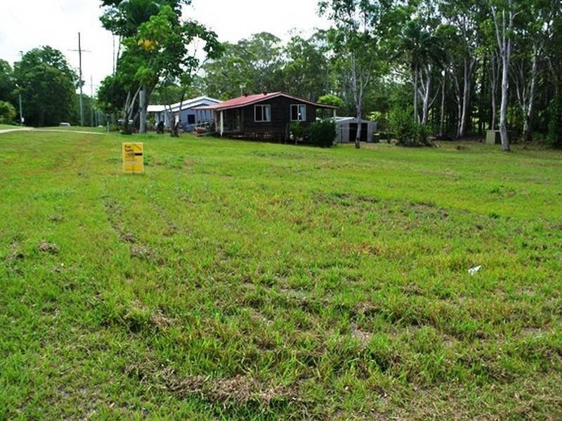 69-71 High Central Road, Macleay Island QLD 4184