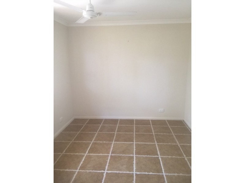 89 Laurel Street, Russell Island QLD 4184