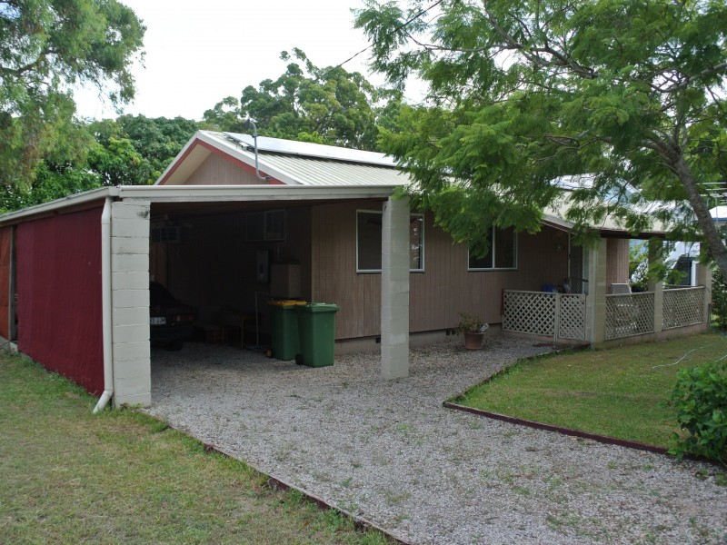 18 Dalpura Street, Macleay Island QLD 4184