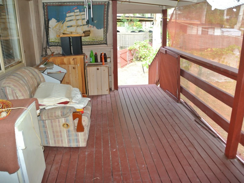 18 Dalpura Street, Macleay Island QLD 4184