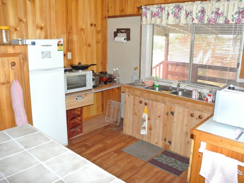 18 Dalpura Street, Macleay Island QLD 4184