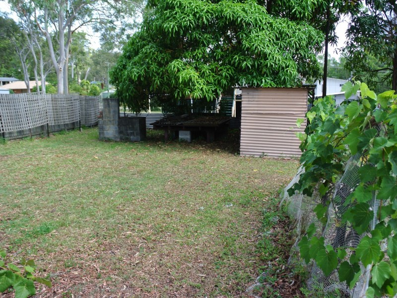 18 Dalpura Street, Macleay Island QLD 4184