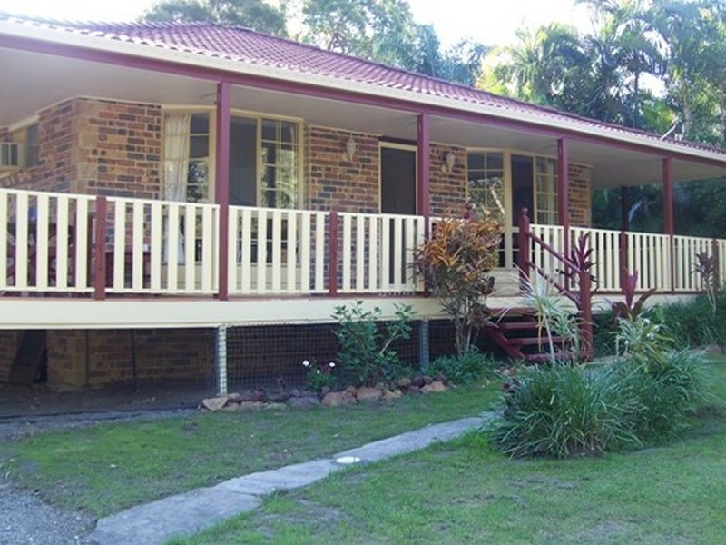 35 Kardinia Street, Macleay Island QLD 4184