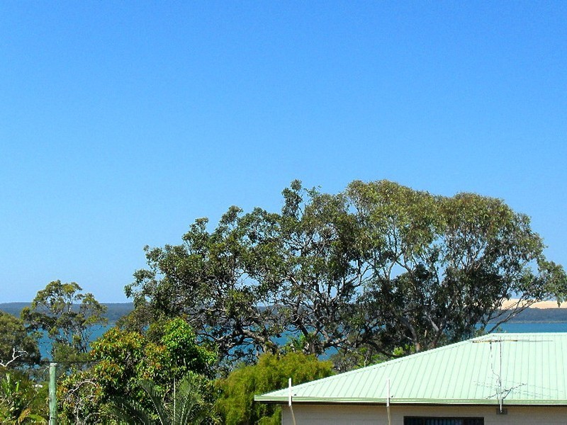 20 Kooberry Street, Macleay Island QLD 4184