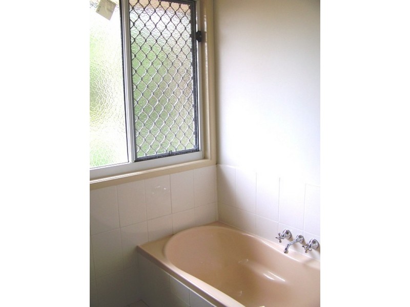 115 High Central Road, Macleay Island QLD 4184
