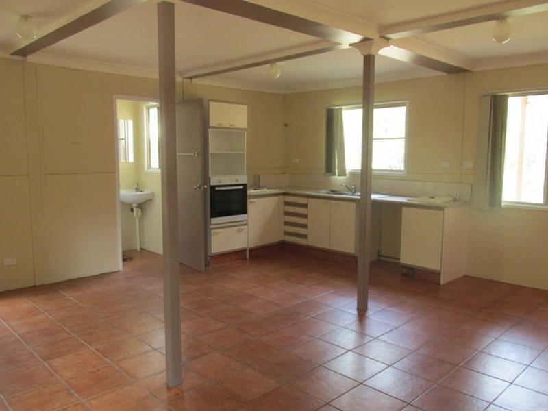 32 Alexander Street, Macleay Island QLD 4184