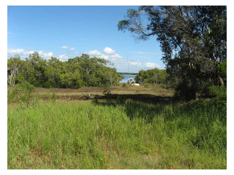 50 Charles Terrace, Macleay Island QLD 4184