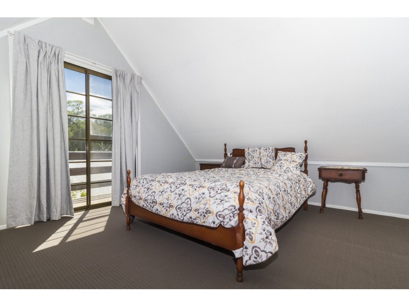 57 Coondooroopa Drive, Macleay Island QLD 4184