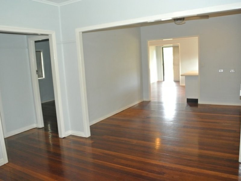 5 Conran Street, Macleay Island QLD 4184