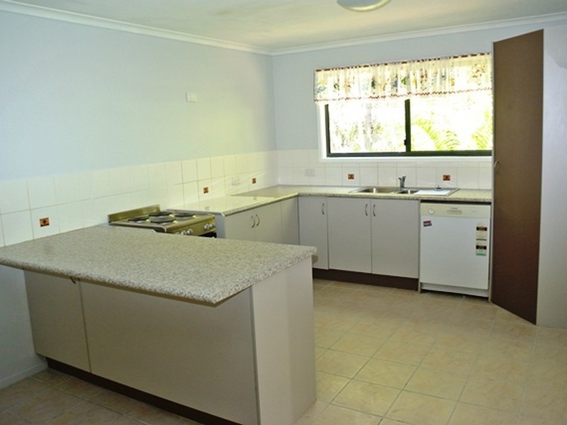 28 Arthur Street, Macleay Island QLD 4184