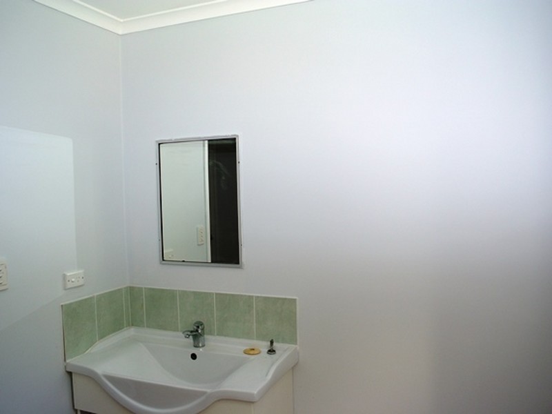 28 Arthur Street, Macleay Island QLD 4184