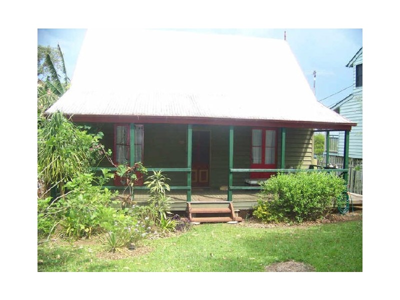 48 Resthaven dve, Lamb Island QLD 4184