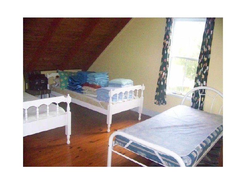 48 Resthaven dve, Lamb Island QLD 4184