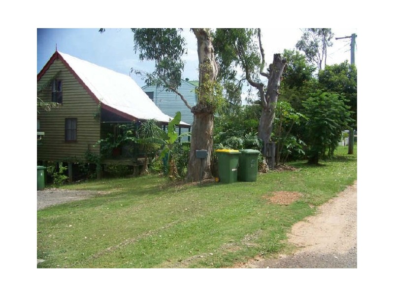 48 Resthaven dve, Lamb Island QLD 4184