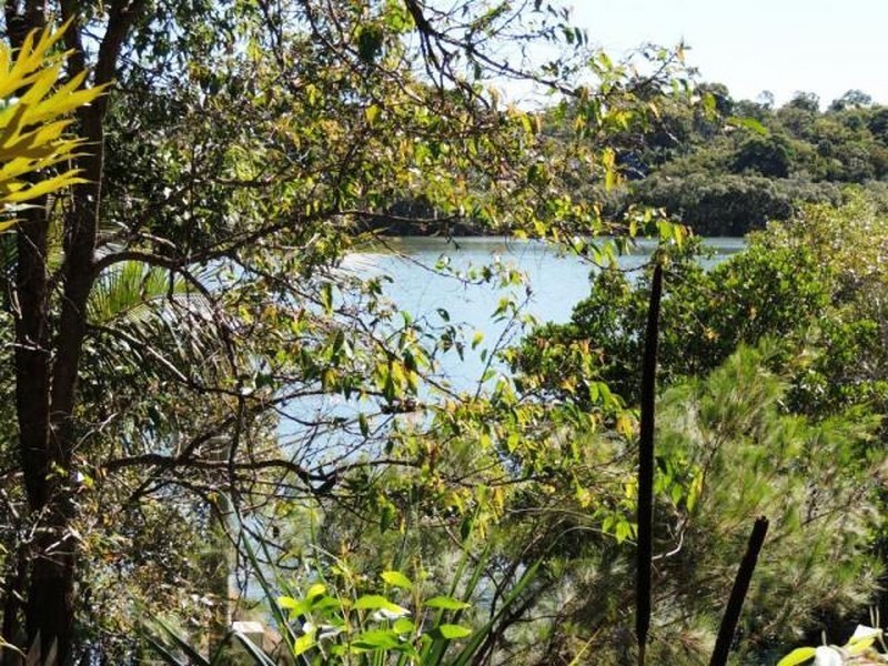 53 Crest Haven, Lamb Island QLD 4184