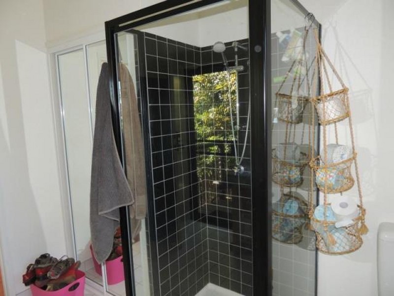 53 Crest Haven, Lamb Island QLD 4184