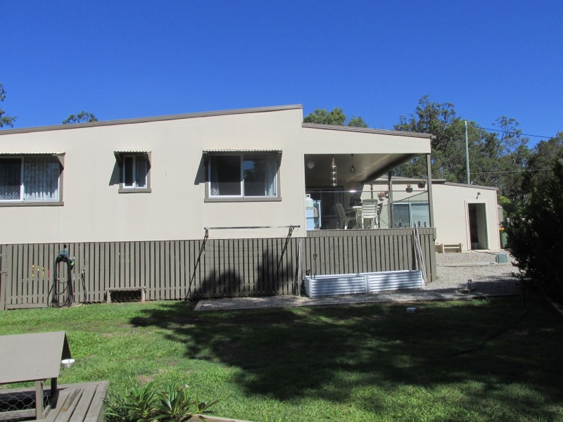 49-51 Scotts Road, Macleay Island QLD 4184