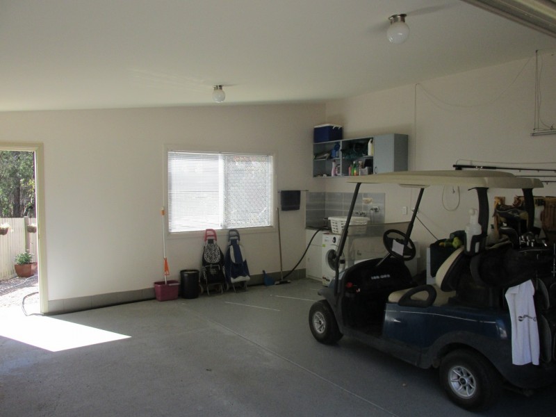 49-51 Scotts Road, Macleay Island QLD 4184
