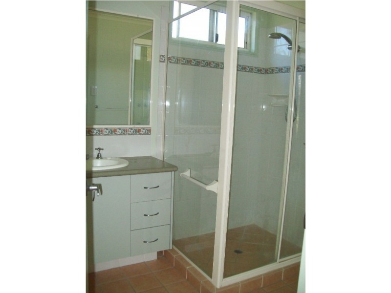 26 Alexander Street, Macleay Island QLD 4184