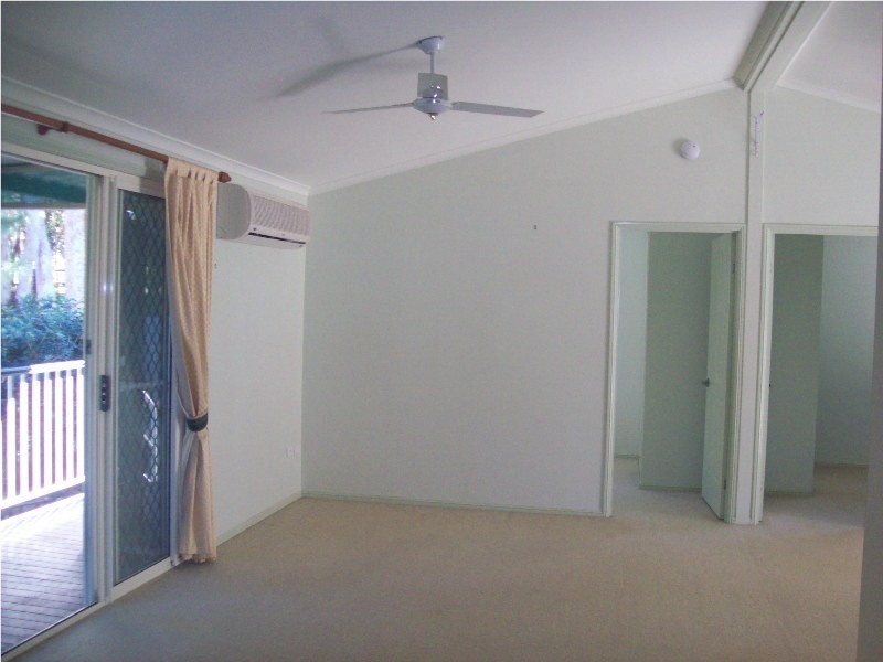 26 Alexander Street, Macleay Island QLD 4184