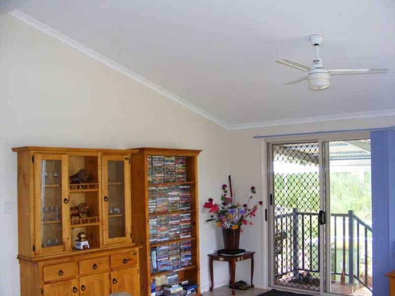 15 Conran Street, Macleay Island QLD 4184
