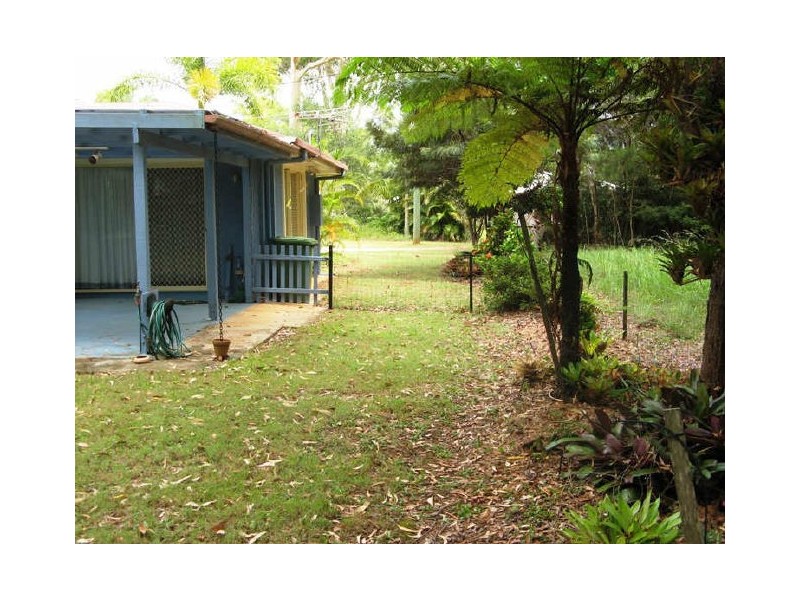 9 Junee Pde, Karragarra Island QLD 4184