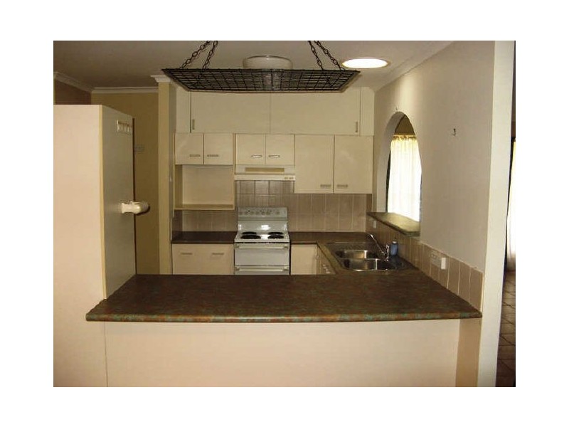 9 Junee Pde, Karragarra Island QLD 4184