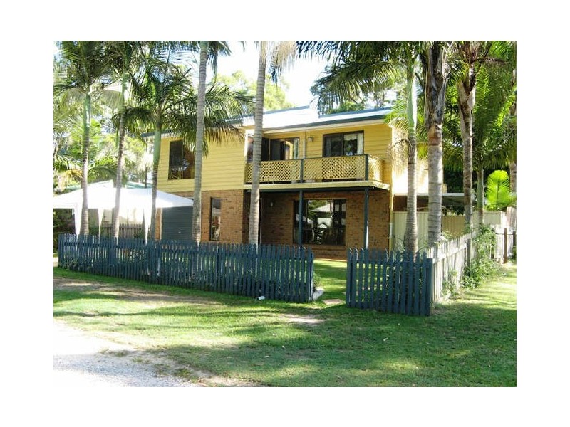 15 Kalara St, Macleay Island QLD 4184