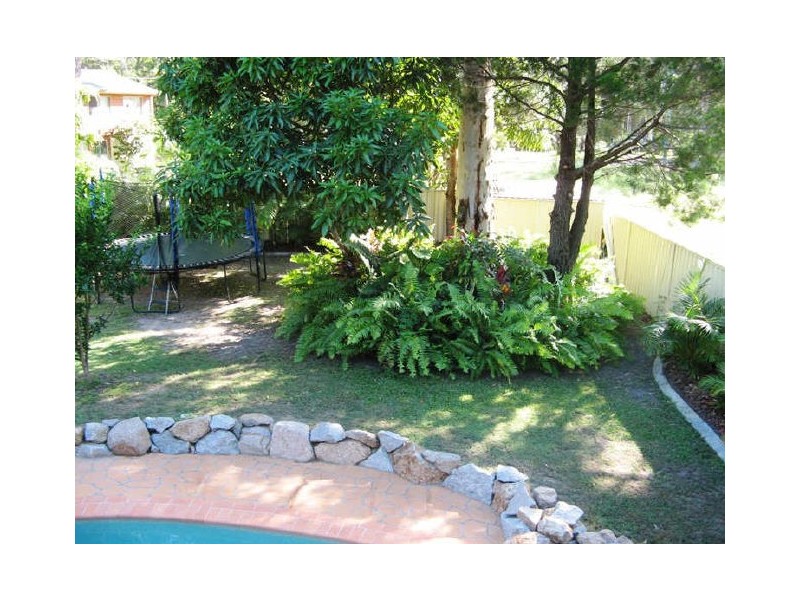 15 Kalara St, Macleay Island QLD 4184