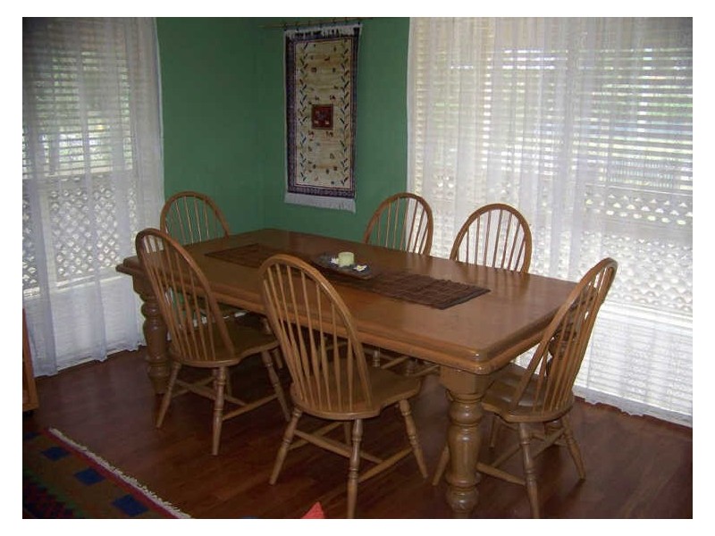 25 Wharf St, Macleay Island QLD 4184