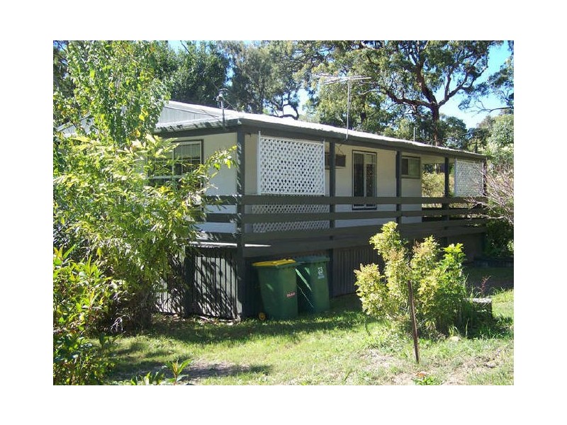 23 Dalpura Road, Macleay Island QLD 4184
