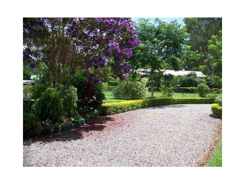 18 Leonie cres, Lamb Island QLD 4184