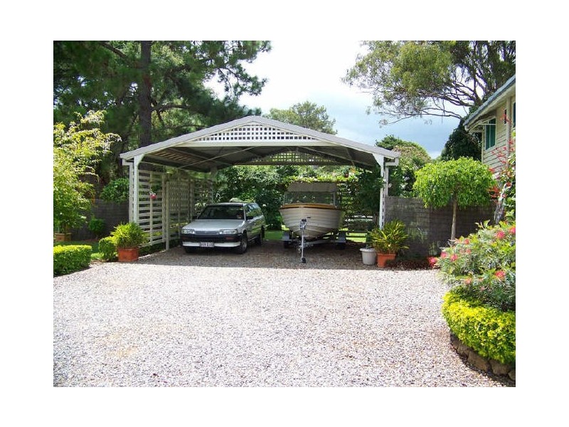 18 Leonie cres, Lamb Island QLD 4184