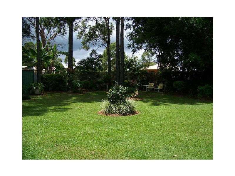 18 Leonie cres, Lamb Island QLD 4184