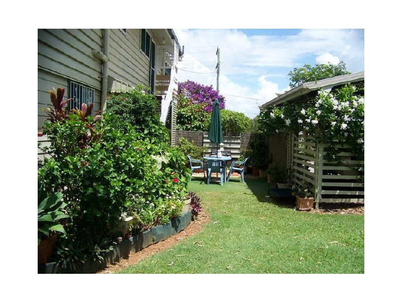 18 Leonie cres, Lamb Island QLD 4184