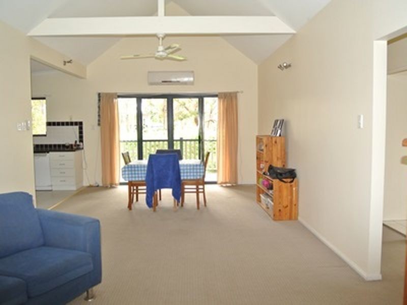 28 Nugent Street, Macleay Island QLD 4184