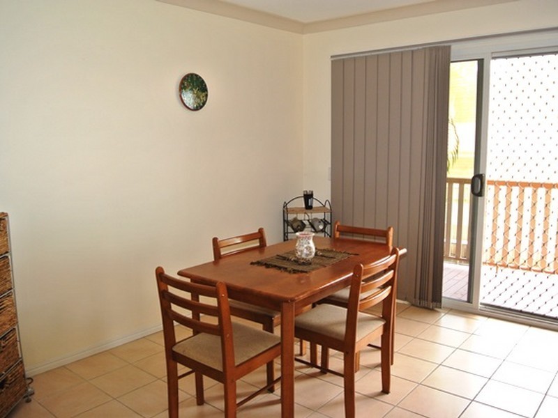 10 Dalpura Street, Macleay Island QLD 4184