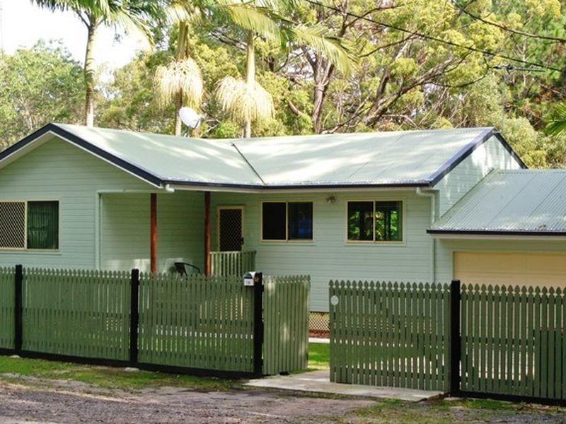 18 Derwent Street, Macleay Island QLD 4184