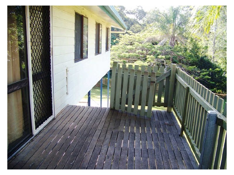 126 Lucas dr, Lamb Island QLD 4184