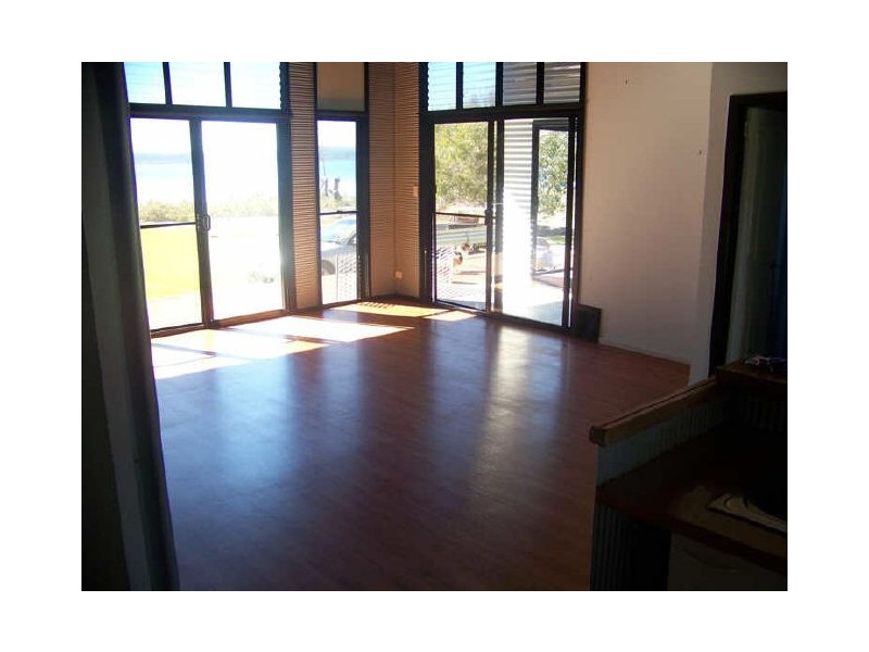 51 Beelong St, Macleay Island QLD 4184