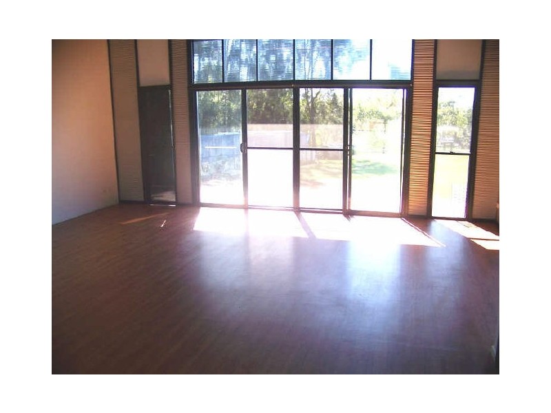 51 Beelong St, Macleay Island QLD 4184