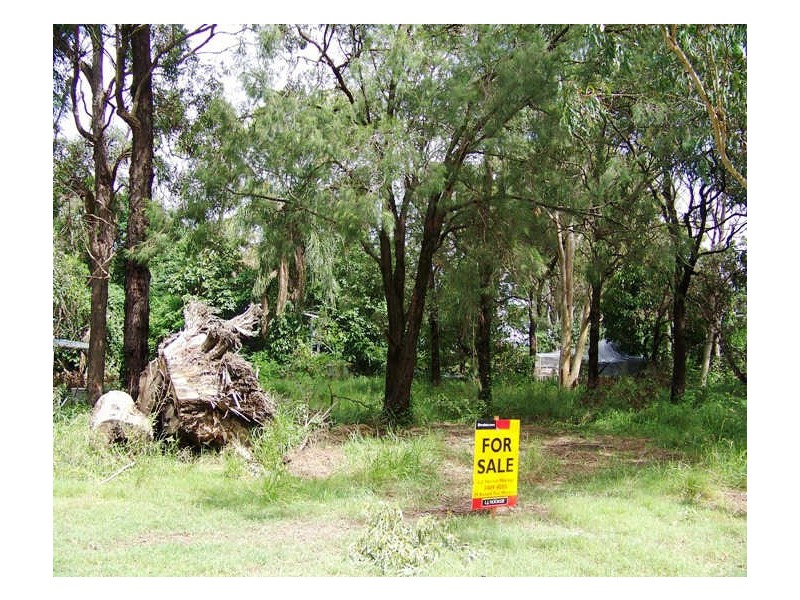 12 Allambie Street, Macleay Island QLD 4184