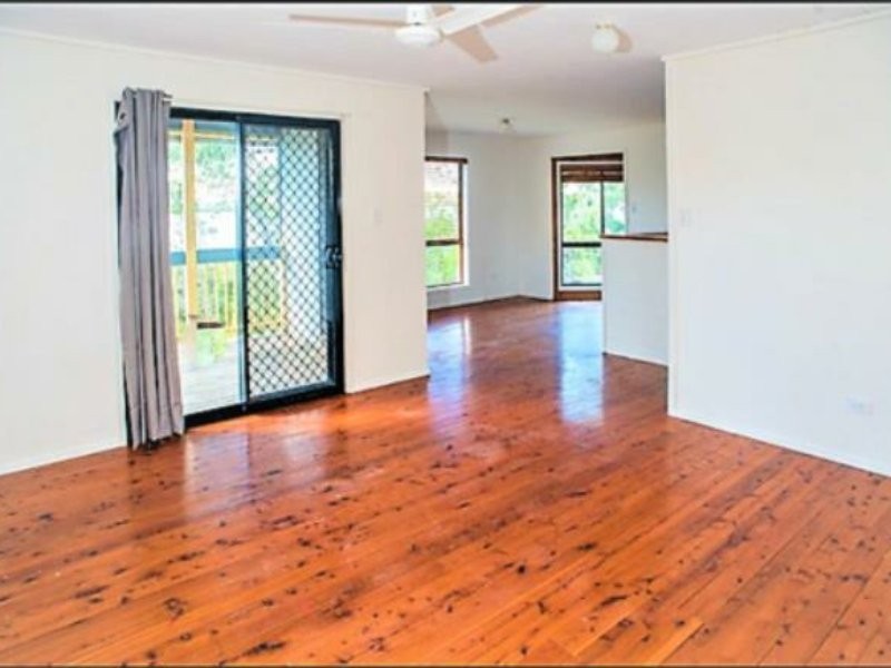 35 Jan Street, Macleay Island QLD 4184