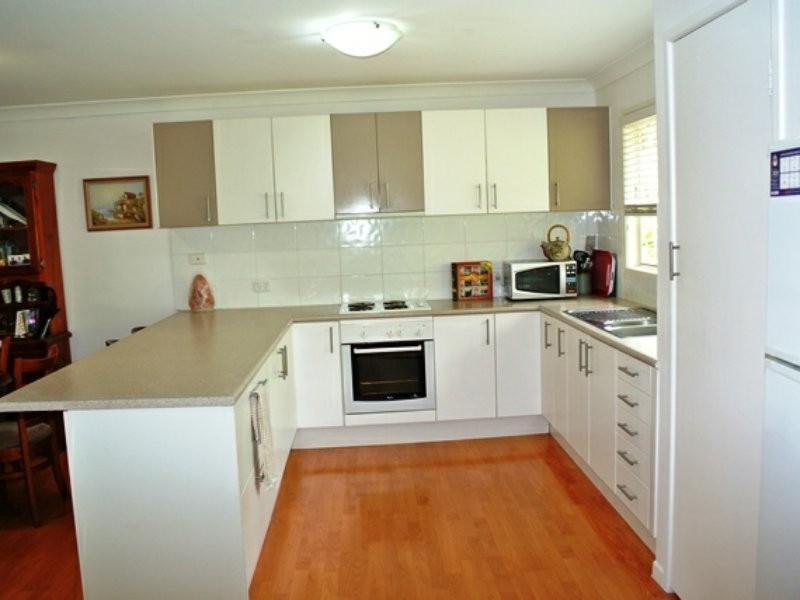 12 Tukkeri Street, Macleay Island QLD 4184