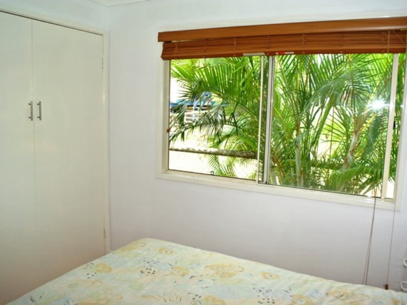 12 Tukkeri Street, Macleay Island QLD 4184
